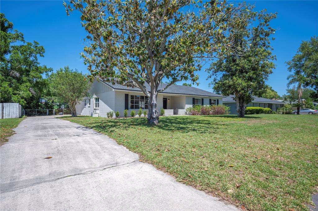1308 Glenford Lane - Photo 1