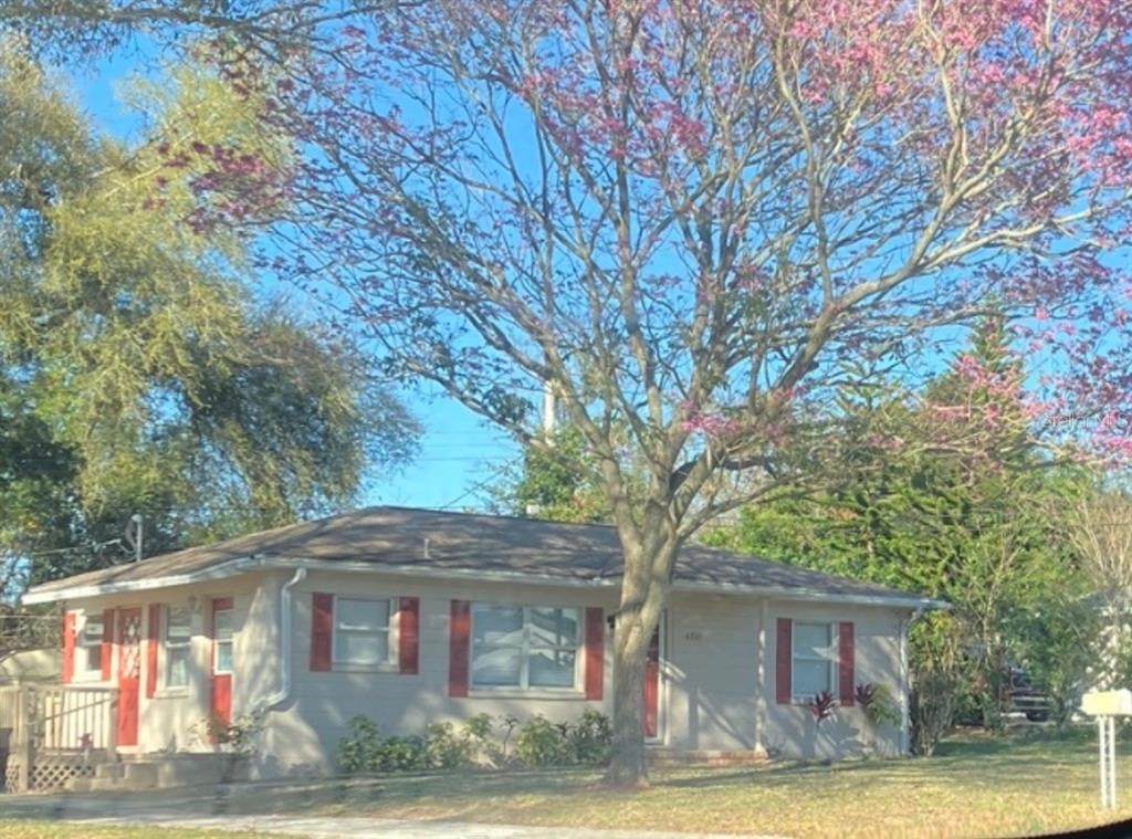 4320 Hedge Drive - Photo 1