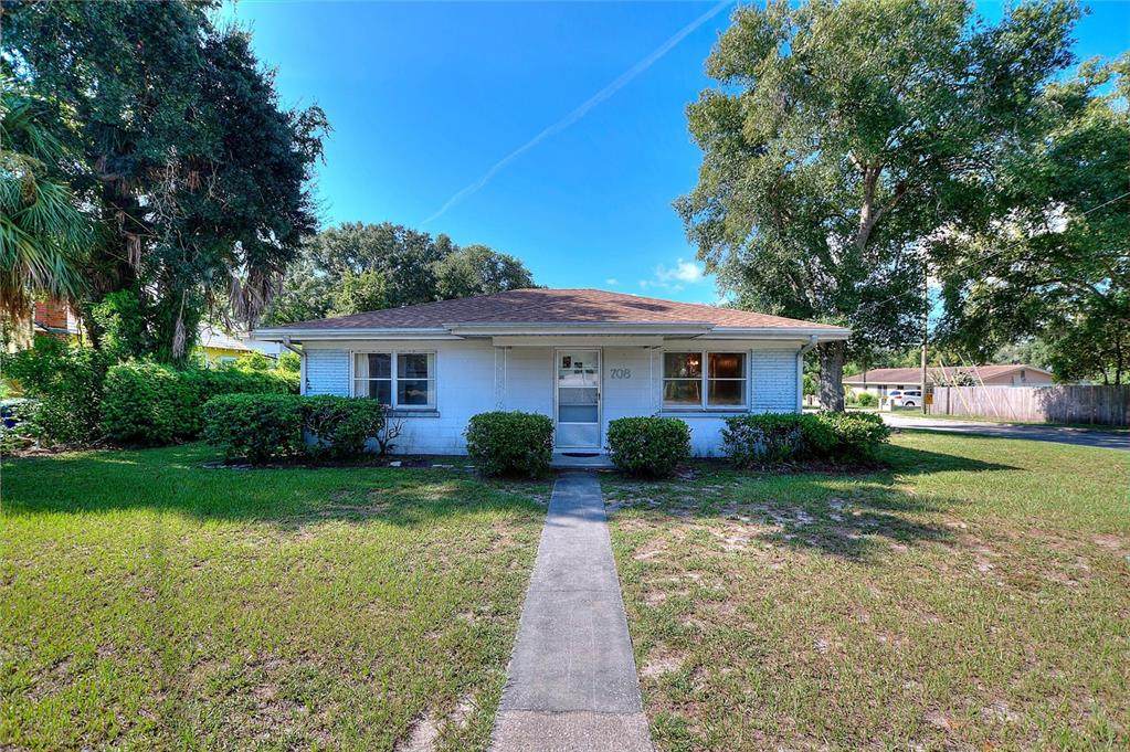 708 Avenue E - Photo 1
