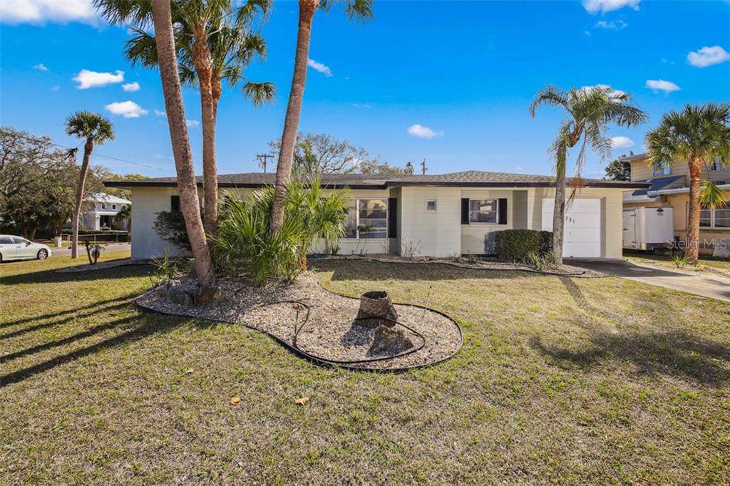 721 Apalachicola Road - Photo 1