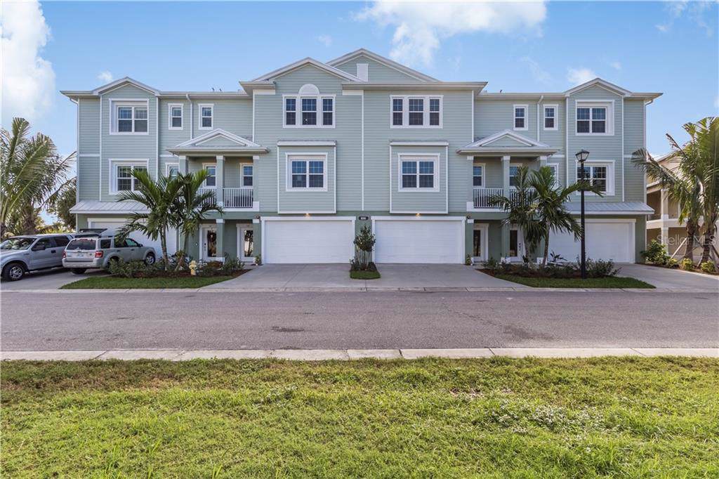 10301 Coral Landings Court - Photo 1 10301 Coral Landings Court - Photo 1