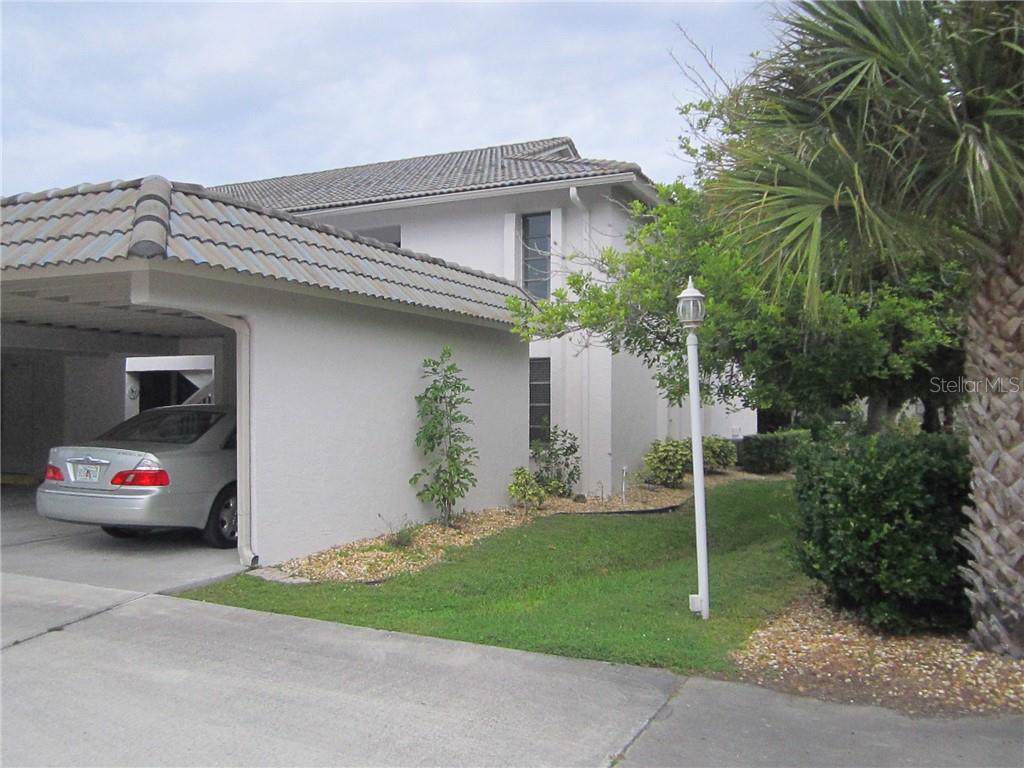 926 Capri Isles Blvd - Photo 1