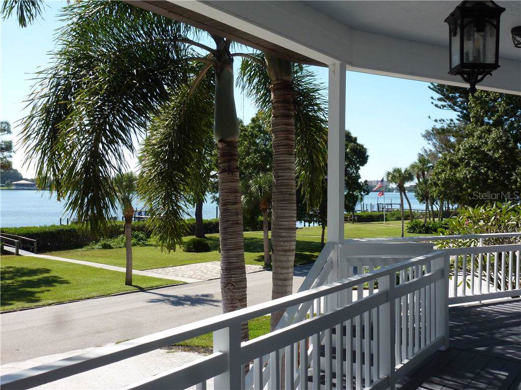 200 Sunrise Drive - Photo 1
