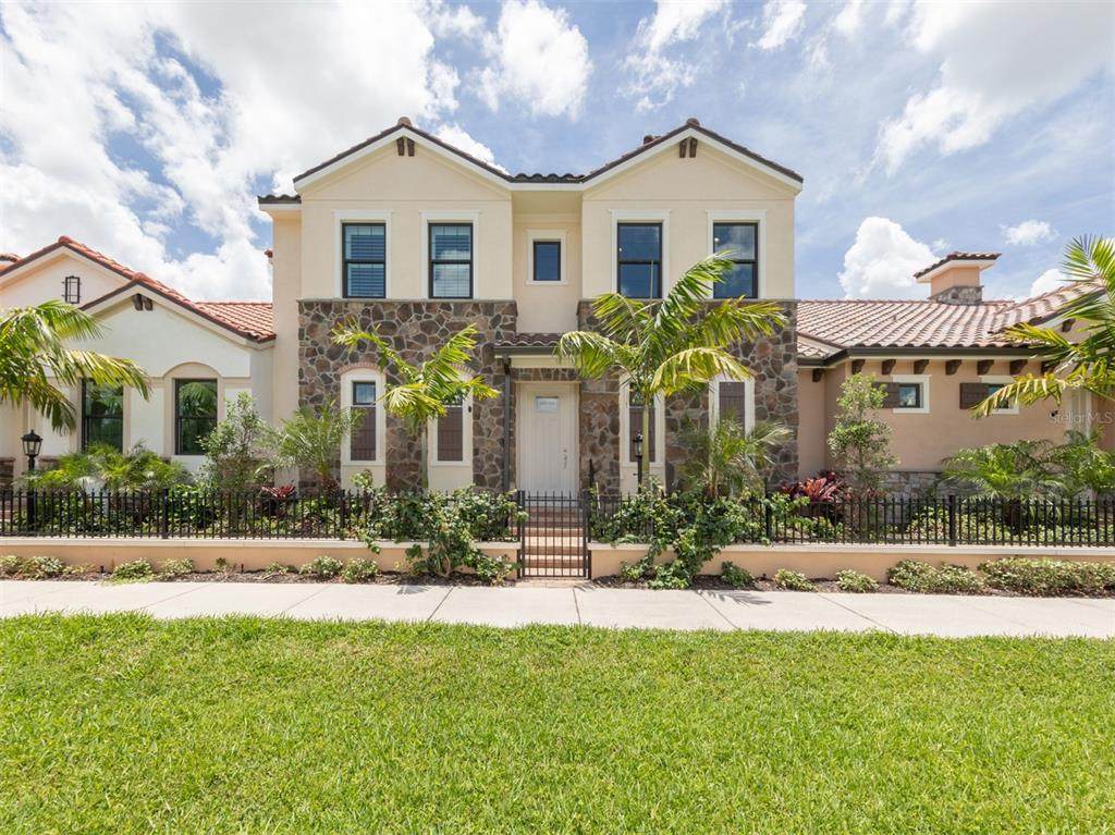 922 Venice Avenue - Photo 1
