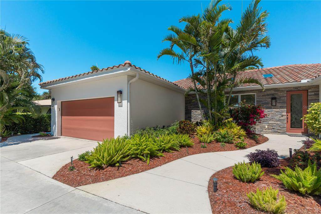 440 Golden Beach Boulevard - Photo 1