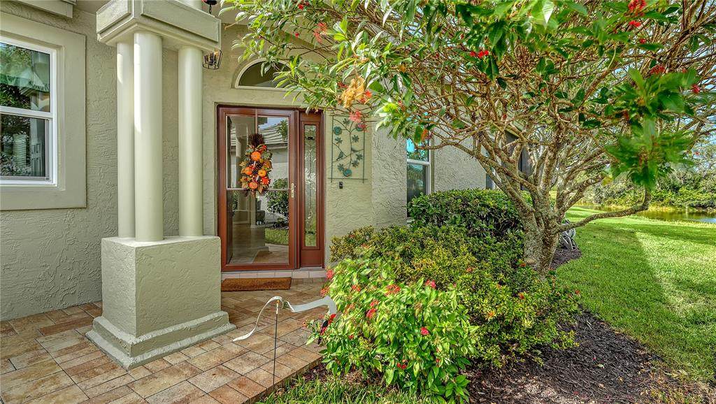 302 Lansbrook Drive - Photo 1