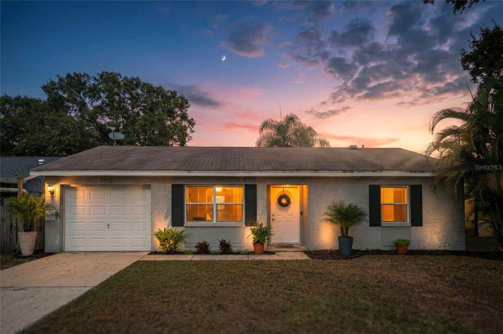 1922 Hudson Court - Photo 1