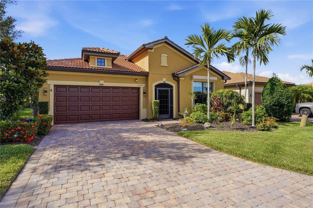 13920 Karina Street - Photo 1