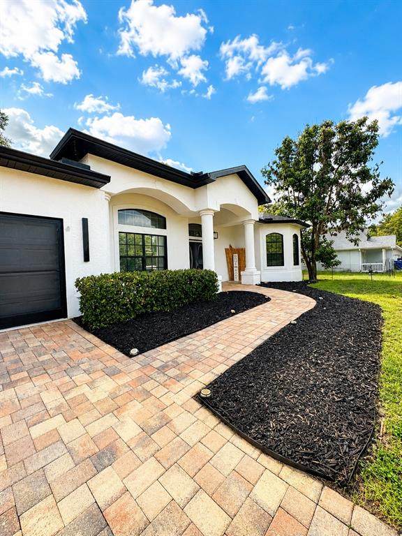12716 Balsam Avenue - Photo 1