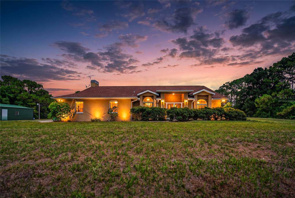 105 Jacaranda Boulevard - Photo 1