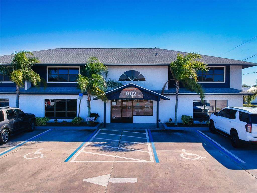602 Indian River Boulevard - Photo 1