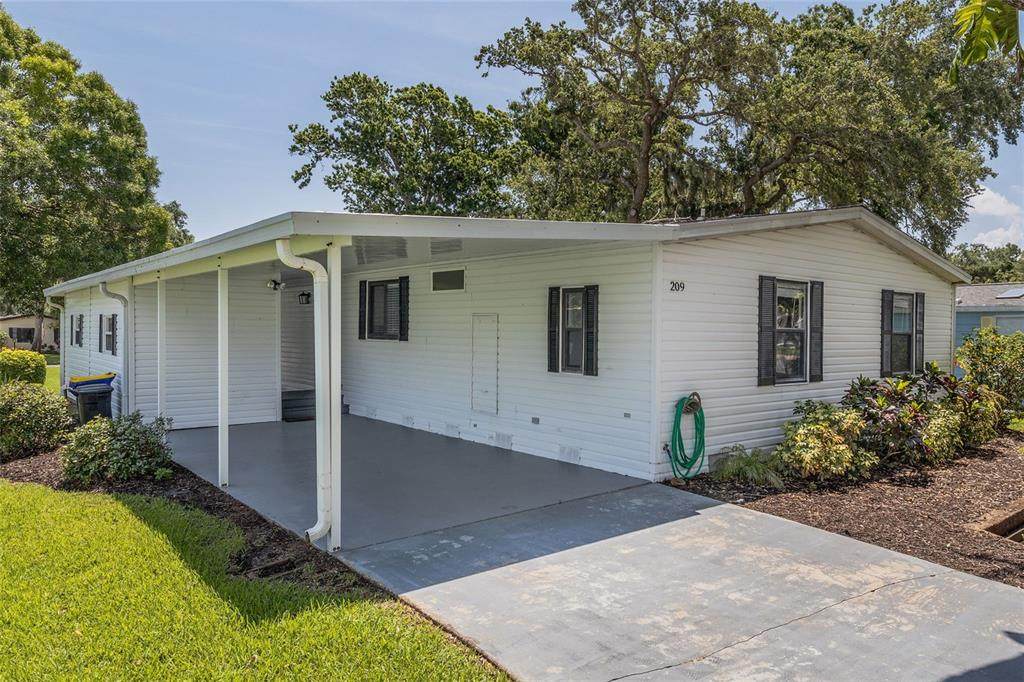 209 Schooner Avenue - Photo 1