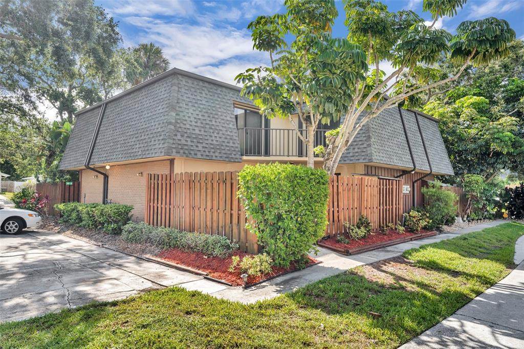 3824 Saxon Drive - Photo 1