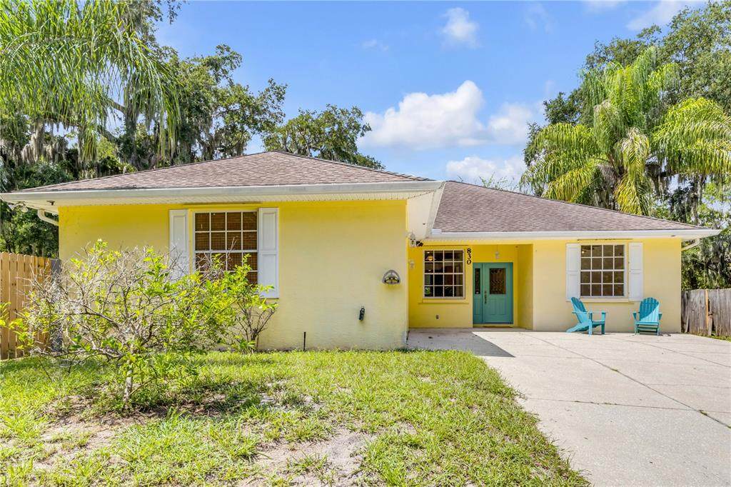 830 Duss Street - Photo 1