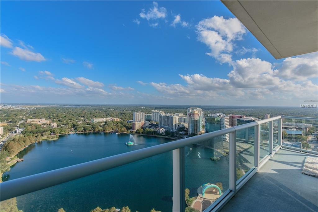150 Robinson Street - Photo 1