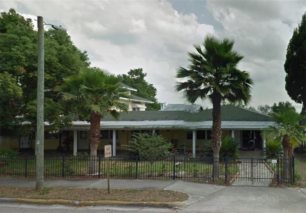 350 Haines Boulevard - Photo 1
