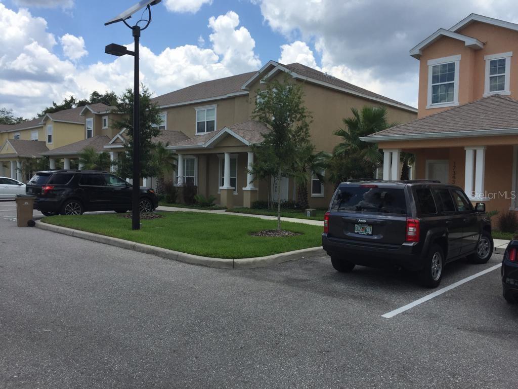1426 Retreat Circle - Photo 1