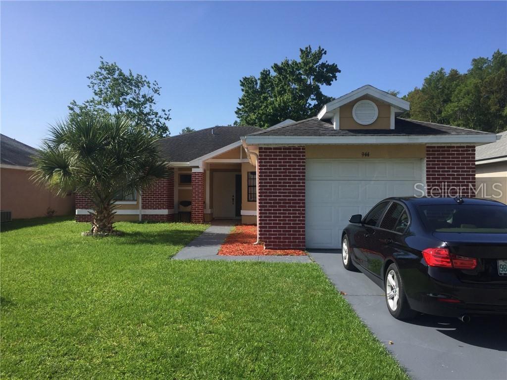944 Ocala Woods Lane - Photo 1