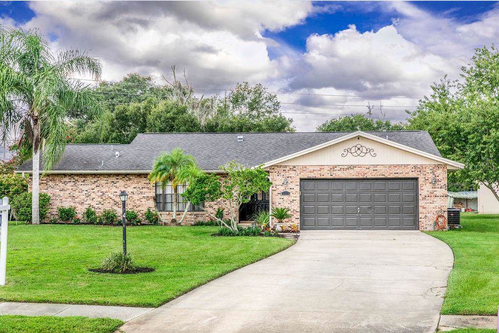 119 Maplewood Drive - Photo 1