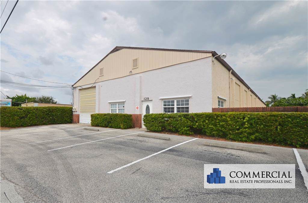 128 Tomahawk Drive - Photo 1