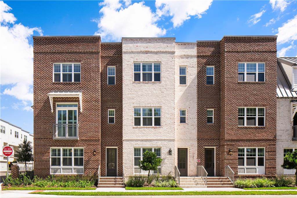 129 S Park Ave - Photo 1