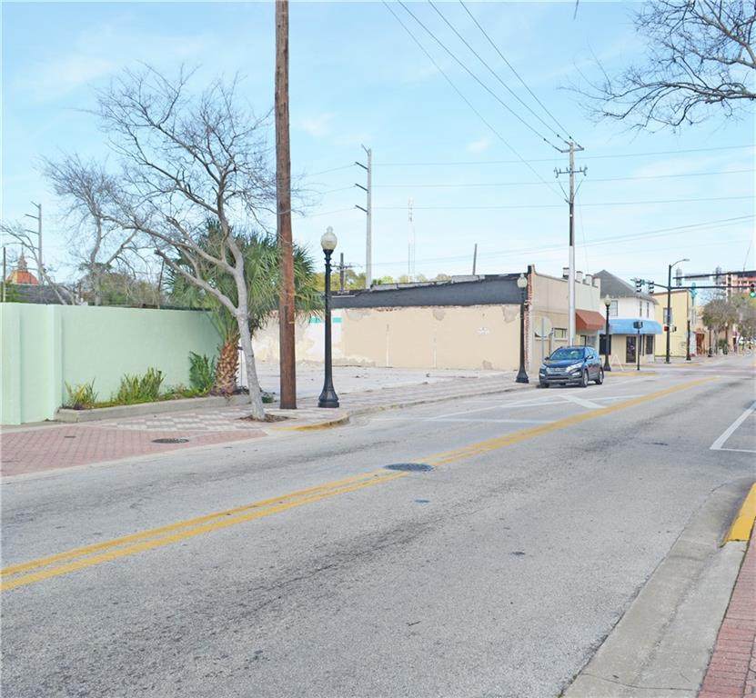 408 Dr Mary Mcleod Bethune Boulevard - Photo 1