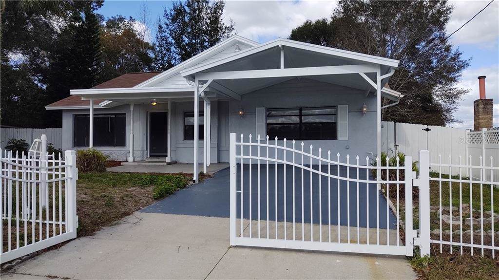 1915 Lake Drive - Photo 1