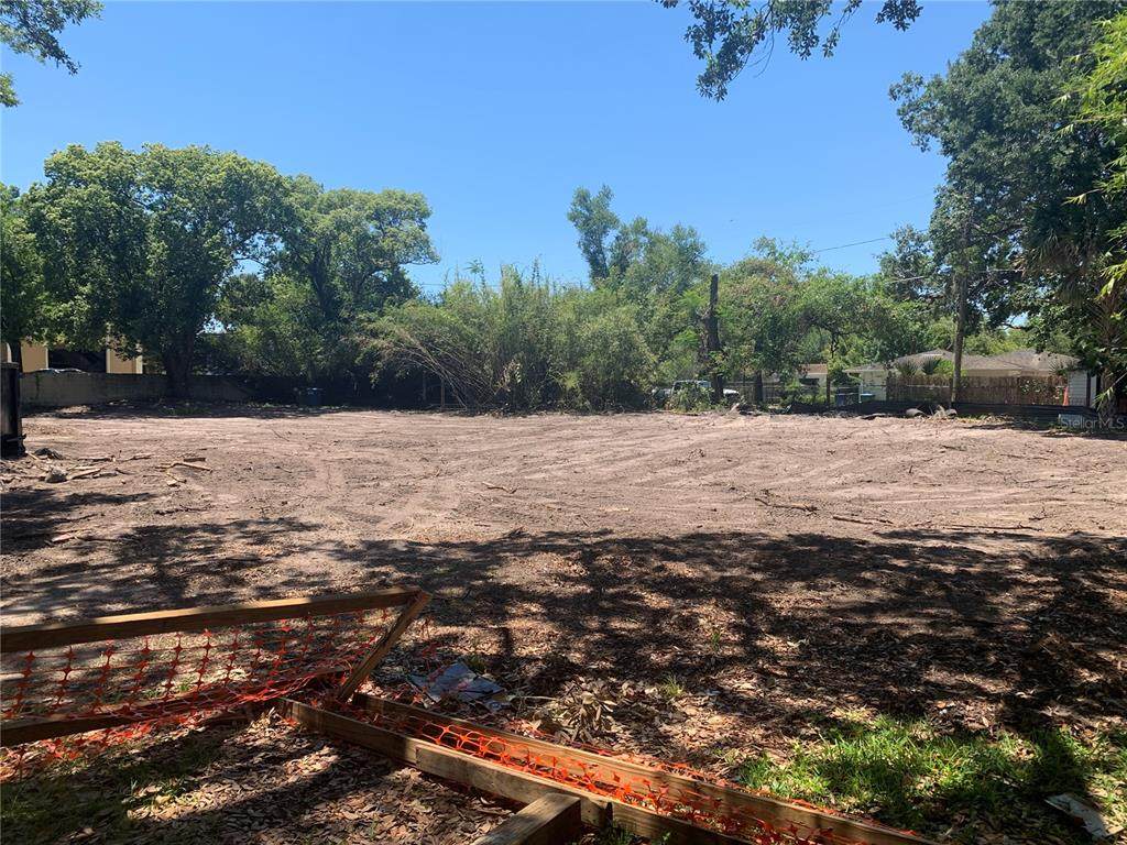 501 Lakeview Avenue - Photo 1