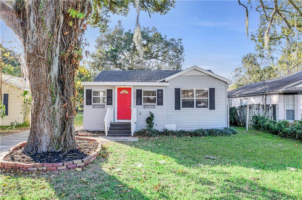 2318 Brown Avenue - Photo 1