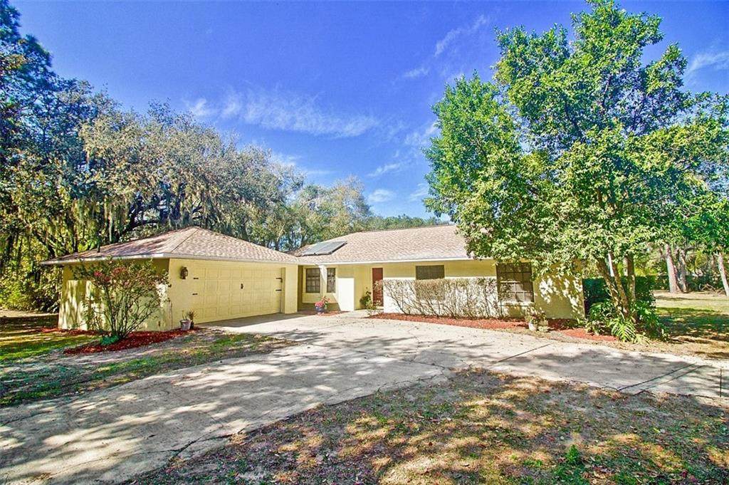 300 Lake Proctor Court - Photo 1