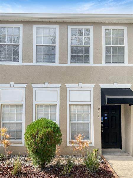 10114 Farmingdale Place - Photo 1