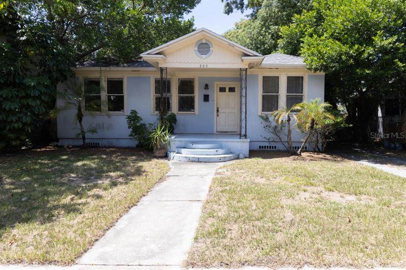 206 Albany Avenue - Photo 1