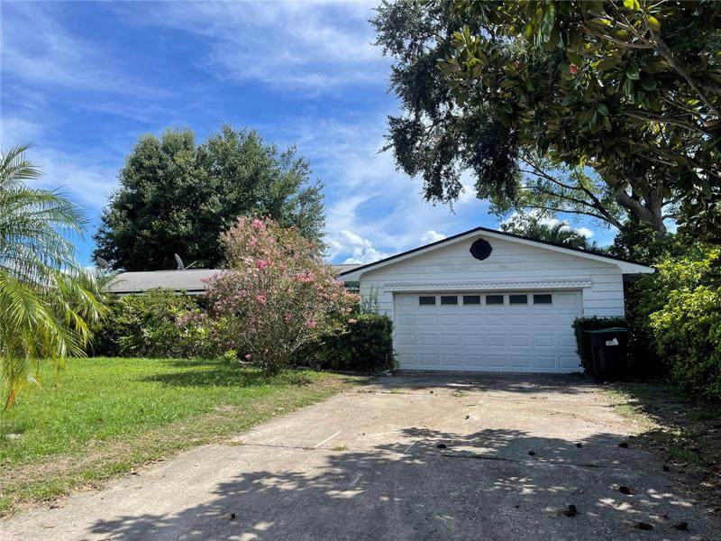 912 Lake Holden Point - Photo 1