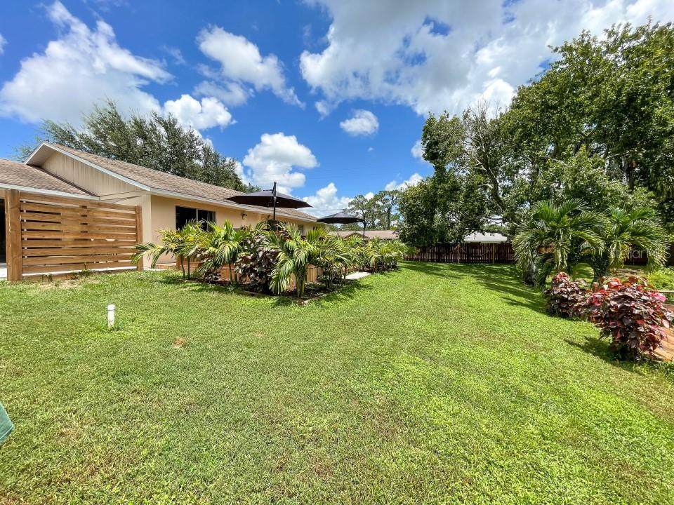 100 Dreamtime Avenue - Photo 1