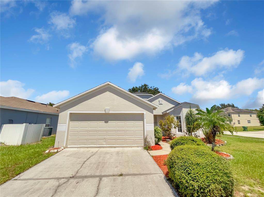 205 Hibiscus Street - Photo 1