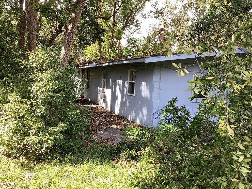 2571 Crescent Drive - Photo 1