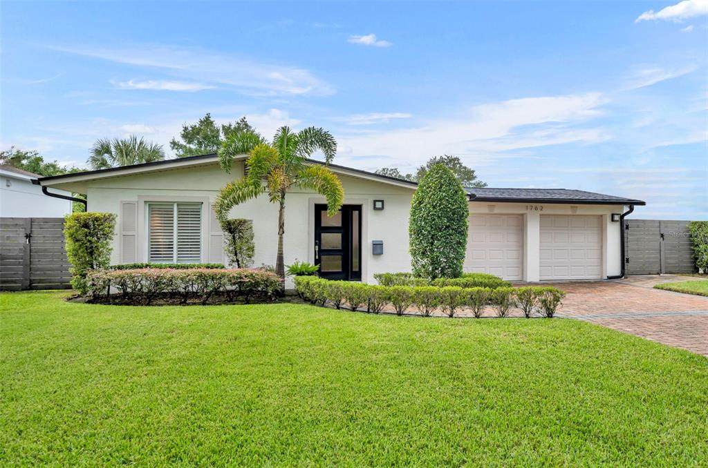 1762 Chestnut Avenue - Photo 1