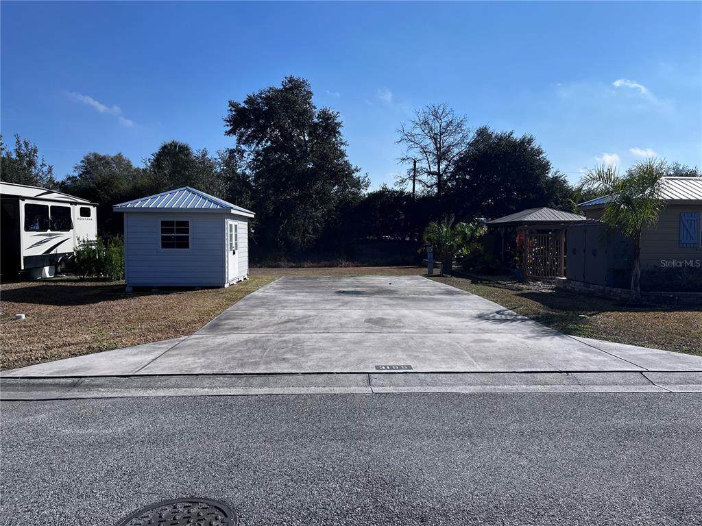 3195 101ST Terrace - Photo 1