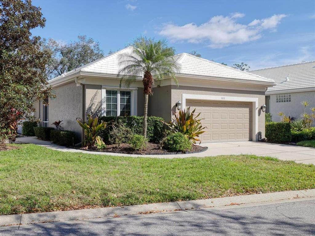 5011 88TH Street - Photo 1