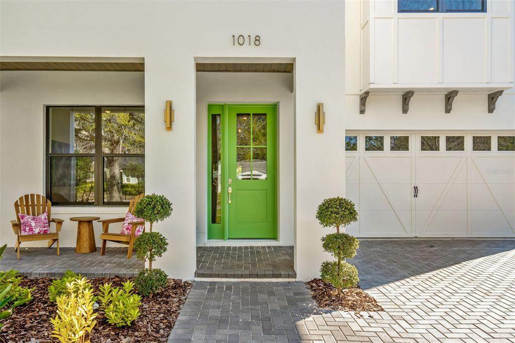 1018 Stetson Street - Photo 1
