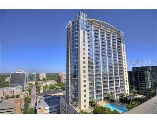 155 Court Avenue - Photo 1