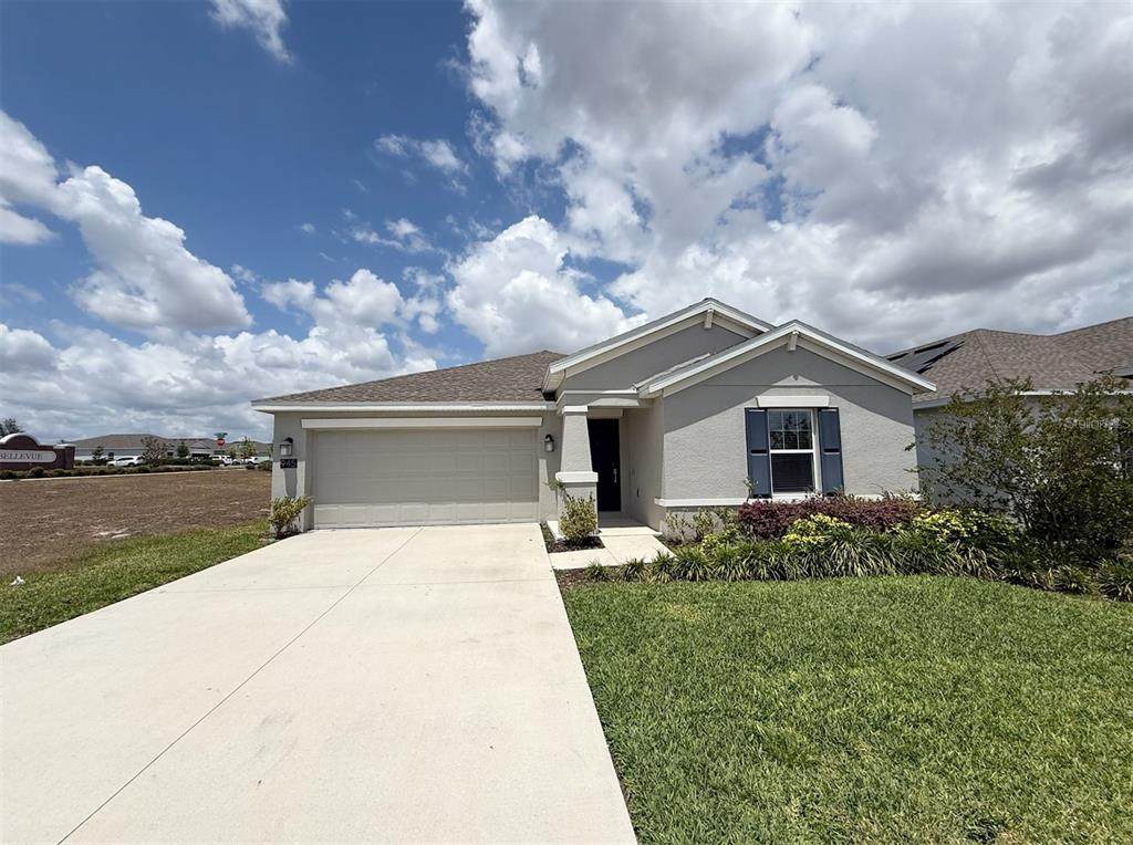 945 Laurel View Way - Photo 1