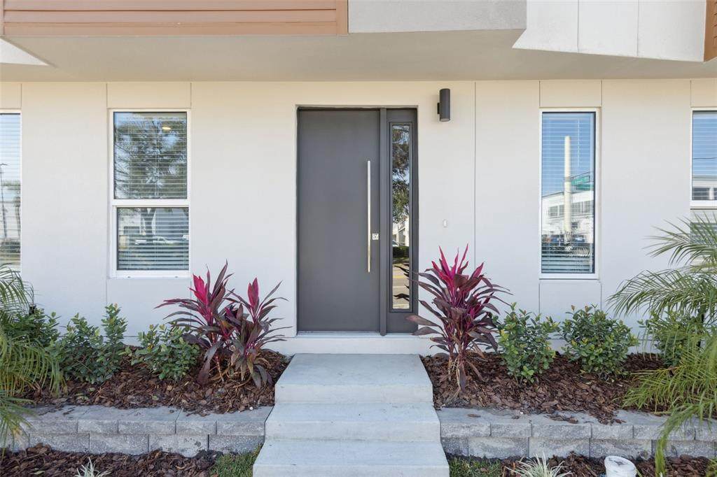 544 Bumby Avenue - Photo 1