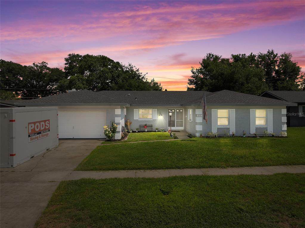 217 Spencer Street - Photo 1