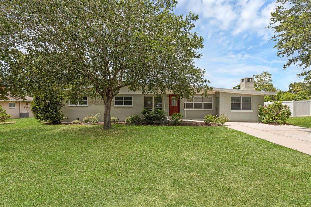 203 Lakeview Avenue - Photo 1