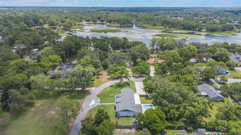 102 Linda Lane - Photo 1