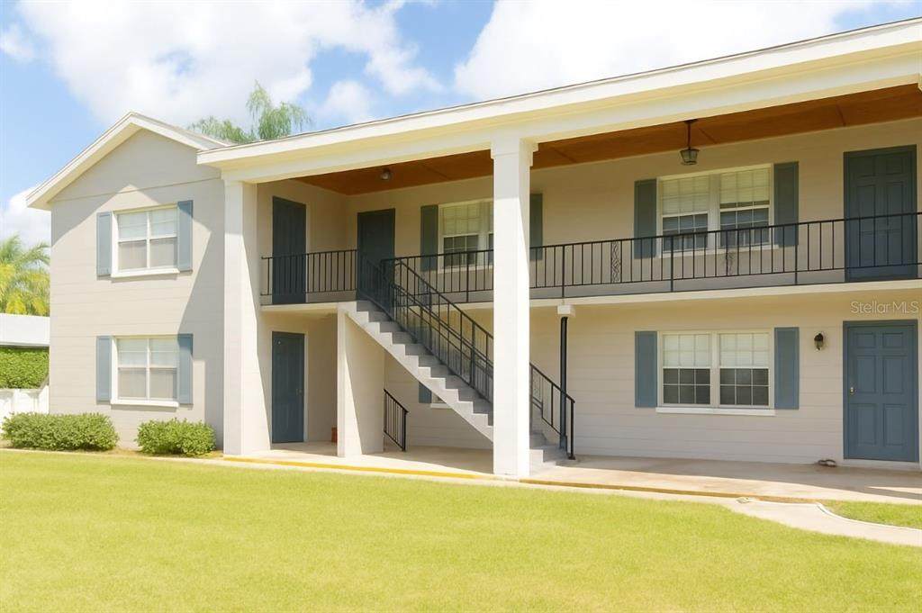 302 Spring Garden Avenue - Photo 1