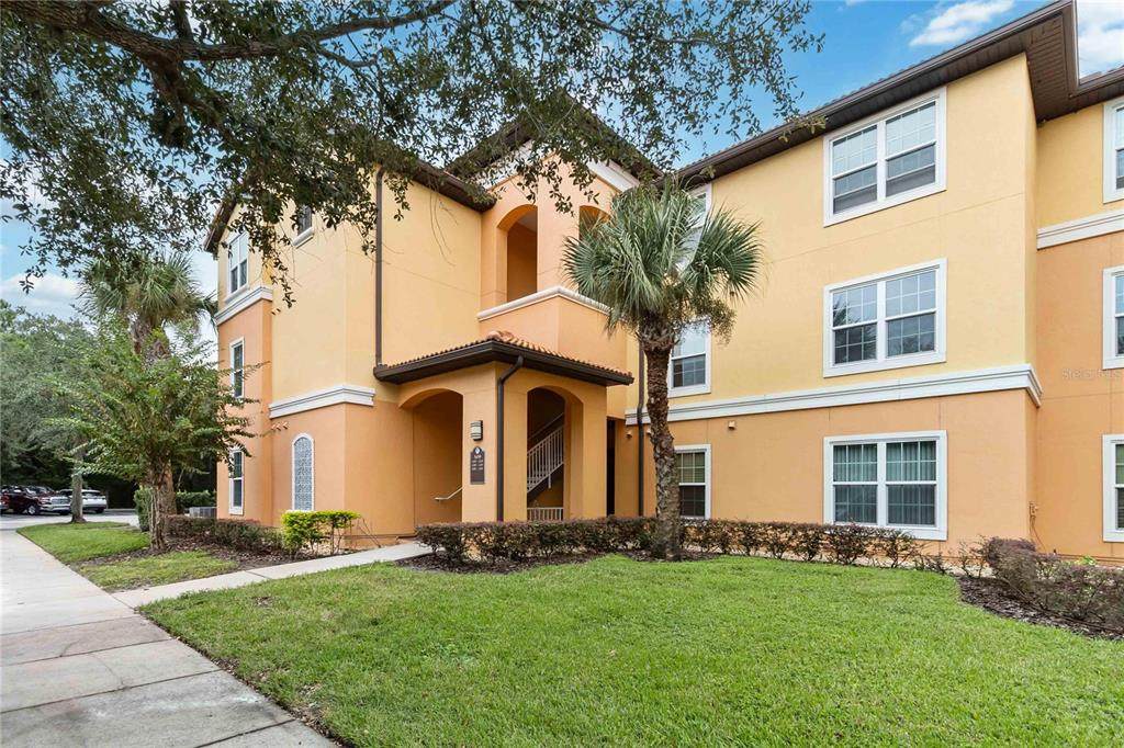 5459 Vineland Rd - Photo 1