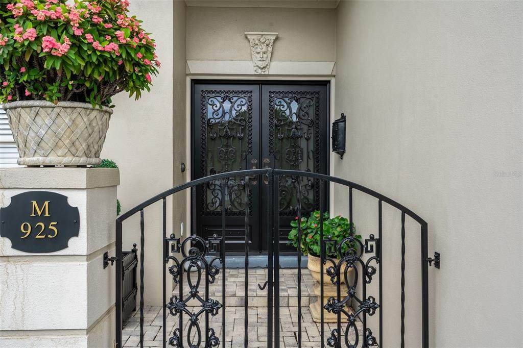 925 Ashington Place - Photo 1