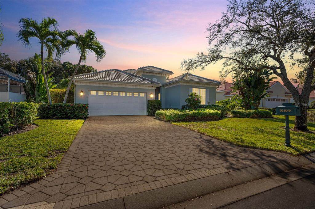 889 Island Club Square - Photo 1